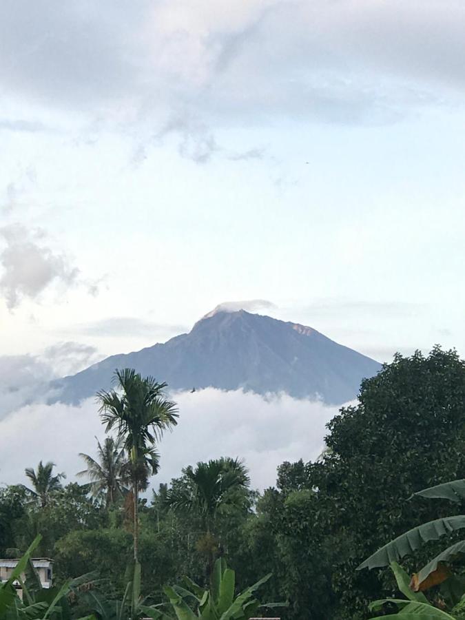 Pondok Rinjani Bungalow Тетебату Экстерьер фото
