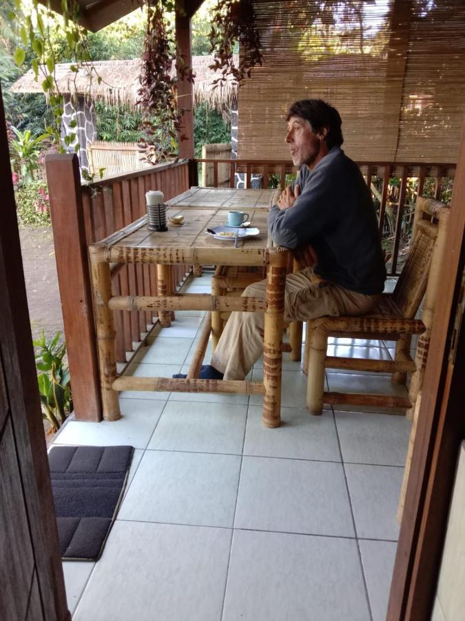 Pondok Rinjani Bungalow Тетебату Экстерьер фото