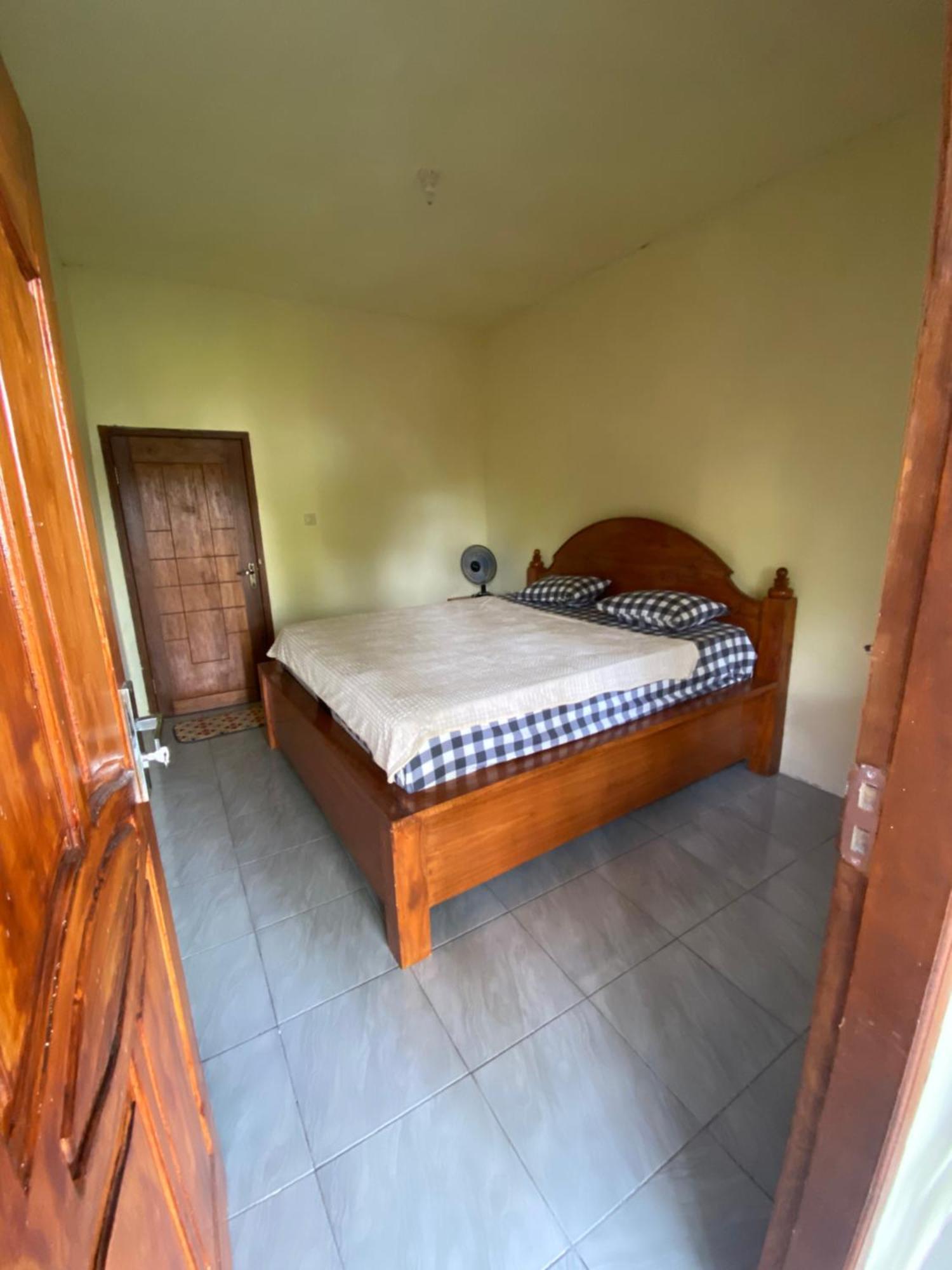 Pondok Rinjani Bungalow Тетебату Экстерьер фото