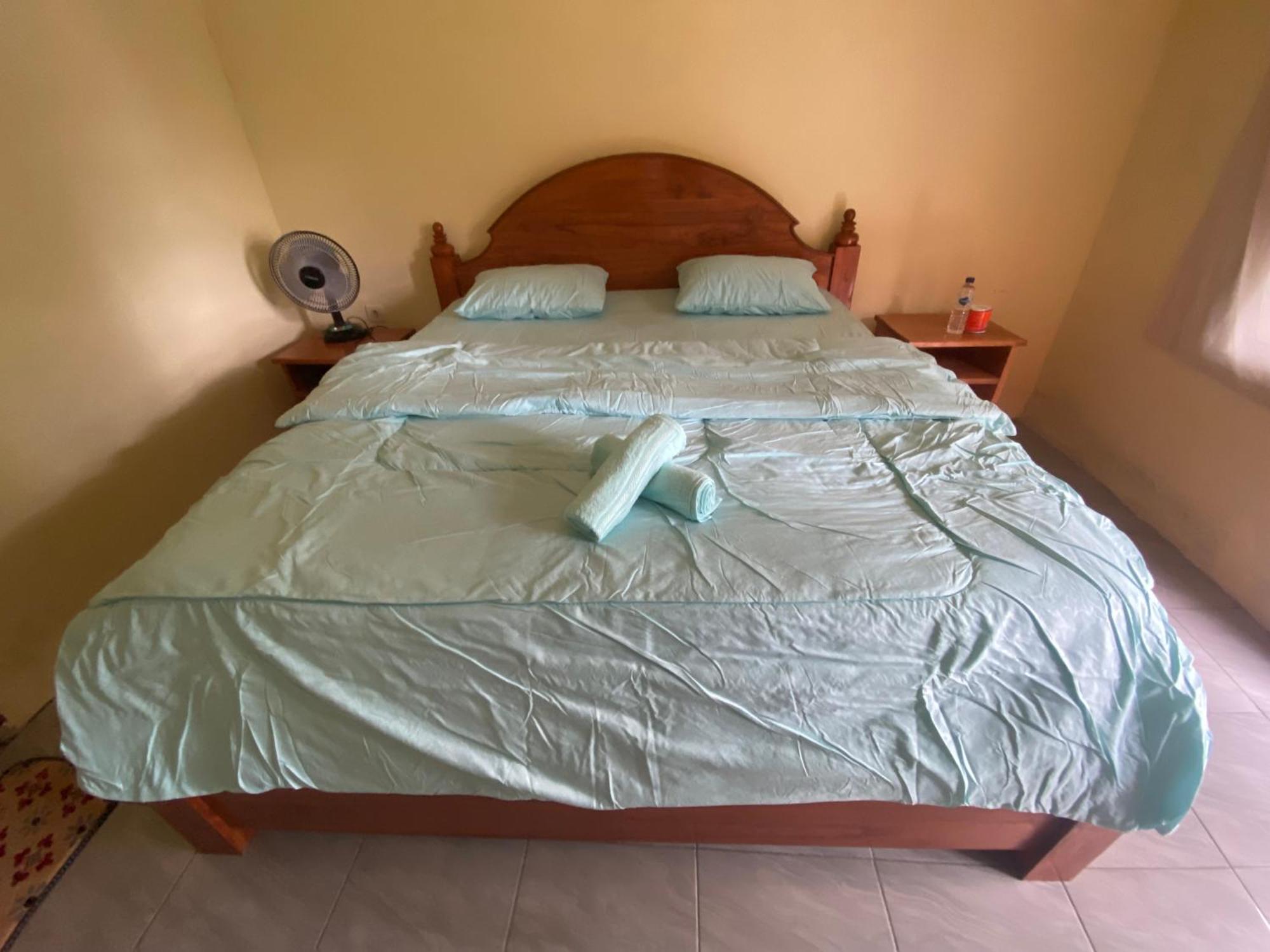 Pondok Rinjani Bungalow Тетебату Экстерьер фото