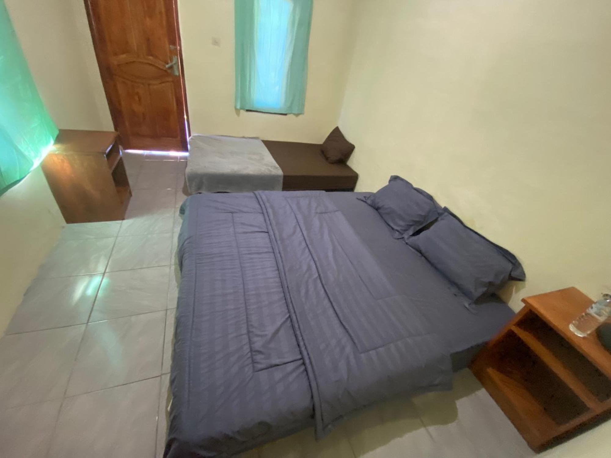 Pondok Rinjani Bungalow Тетебату Экстерьер фото